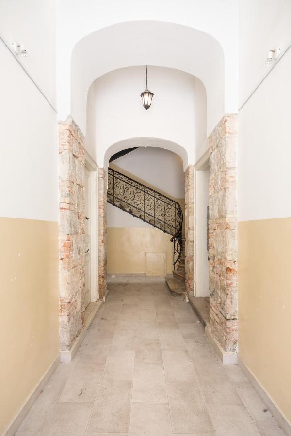 Maniva Old Town Luxury Rooms - Prime Spot By Riva Promenade Split Bagian luar foto