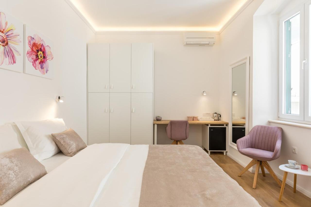 Maniva Old Town Luxury Rooms - Prime Spot By Riva Promenade Split Bagian luar foto