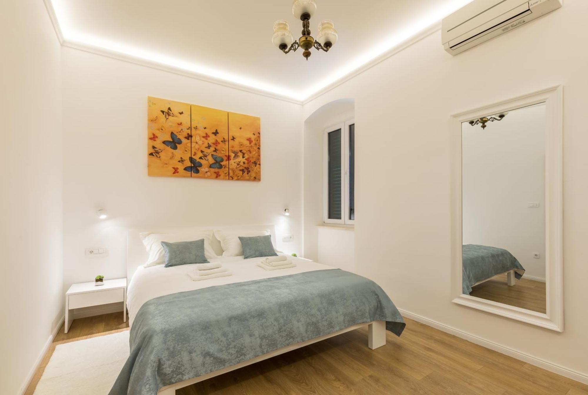 Luxury Rooms In The Center Of Split - Maniva Bagian luar foto